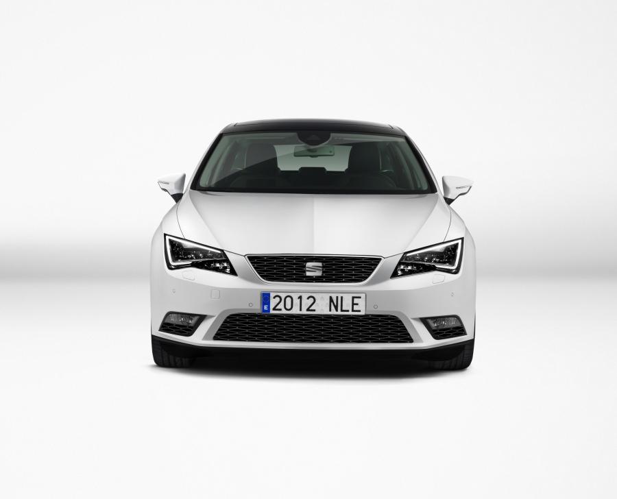  Seat Leon 5-Door 2012 года  (фото 14 из 15)